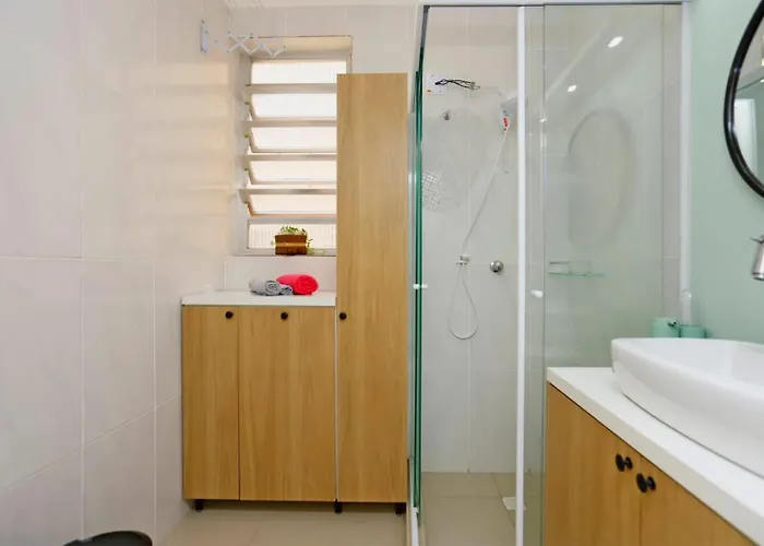 A 900 M Da Redenção Wi-fi 170 Mbps Estilo E Conforto Na Baixa Apartamento Porto Alegre